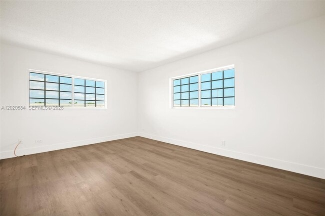 Building Photo - 8107 SW 72nd Ave