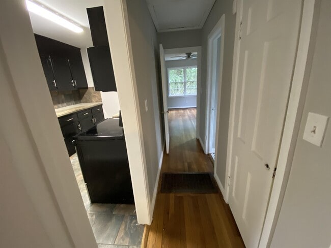 Building Photo - 514 Cloudland Dr