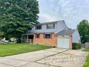 Building Photo - Newark, DE 4bd/2.5ba house ready for immed...
