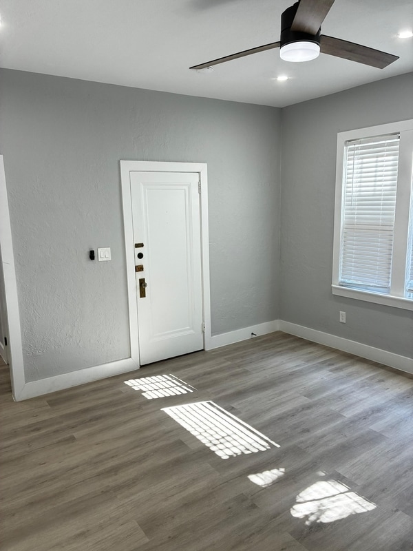 Building Photo - 2738 Riverside Ave