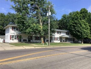 Building Photo - 946 Willow St