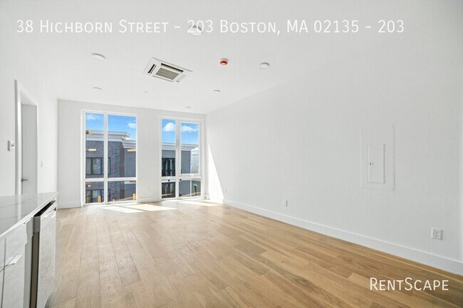 Building Photo - 38 Hichborn St