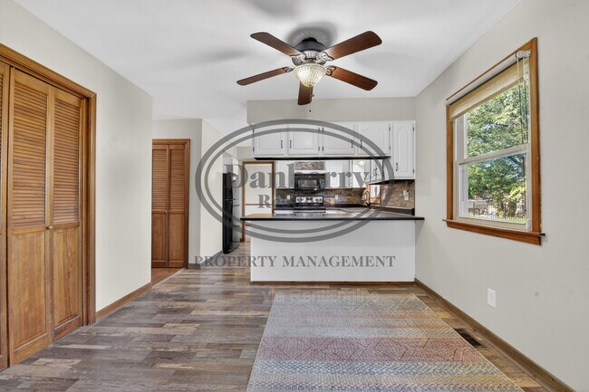 Building Photo - 3018 Gleneagle Dr