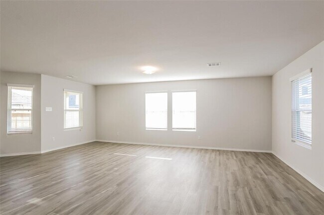 Building Photo - 25238 Sanitas Valley Dr