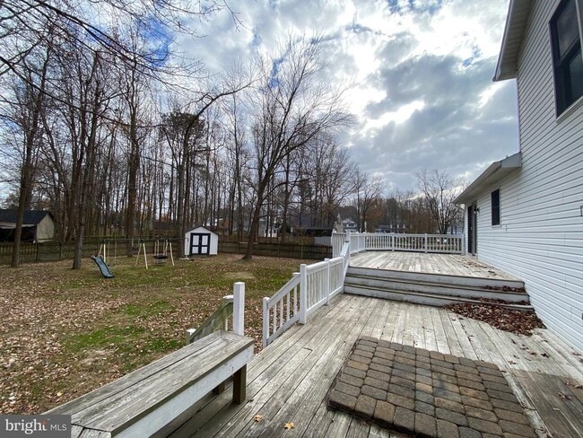 Building Photo - 702 Cloverfields Dr