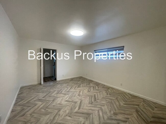 Building Photo - 681 Alice St