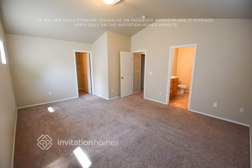 Building Photo - 15911 67th Ave Ct E