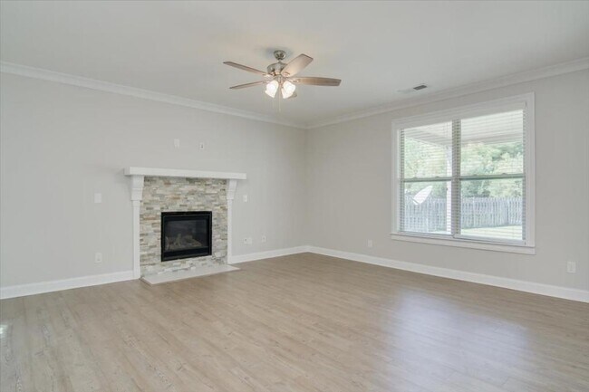 Building Photo - 5634 Sunbury Loop