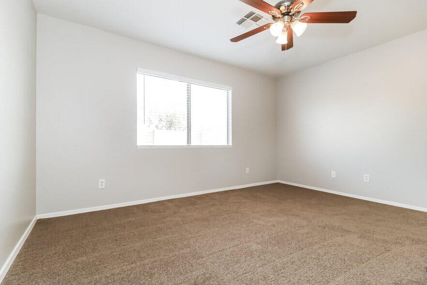 Building Photo - 14002 W Cornerstone Trail