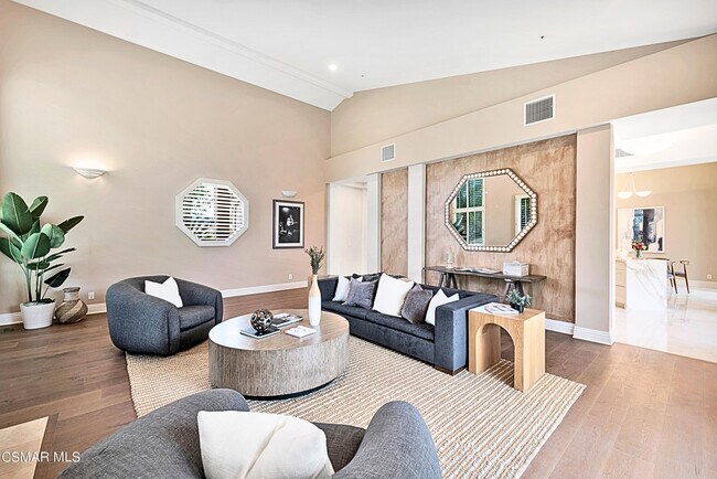 Building Photo - 1687 Castlebridge Ct