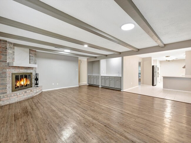 Building Photo - 2312 Meade Ct