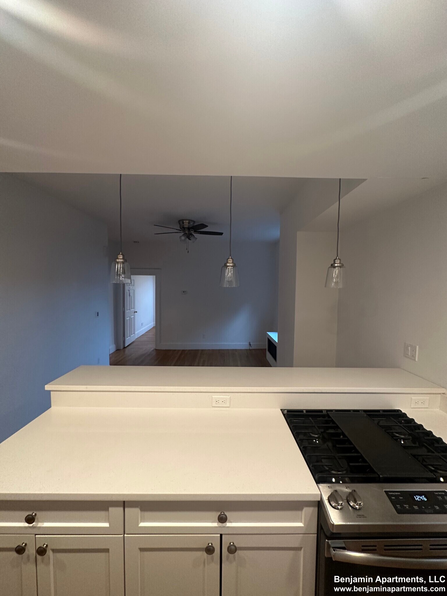 Building Photo - 38 Newton St