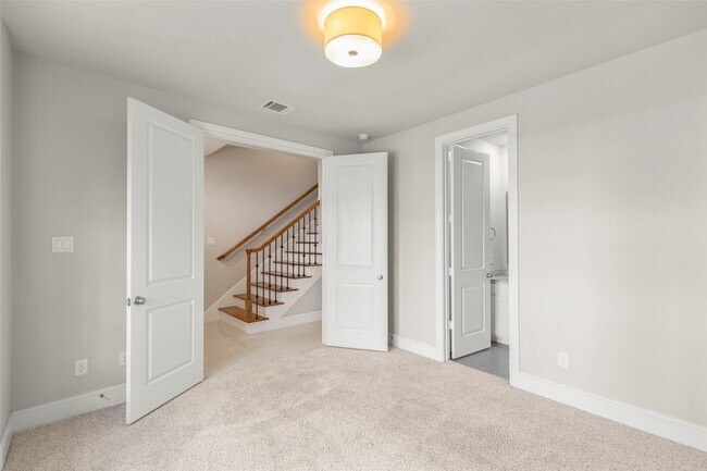 Building Photo - 2123 McIlhenny St