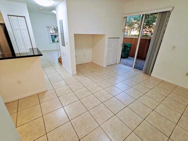 Building Photo - 1035 SW 144th Ave