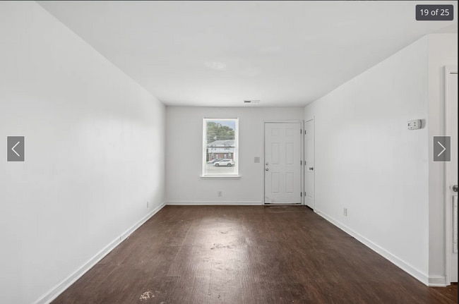 Building Photo - 3632 Willow Creek Ct