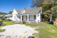 Building Photo - 221 Hawthorne Ave