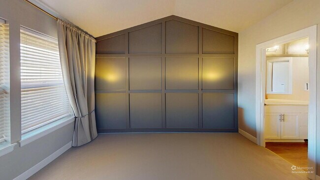 Building Photo - Be the first one to RENT this home! 3 bedrooms, 2 bathrooms, SINGLE LEVEL home with beautiful Lan...