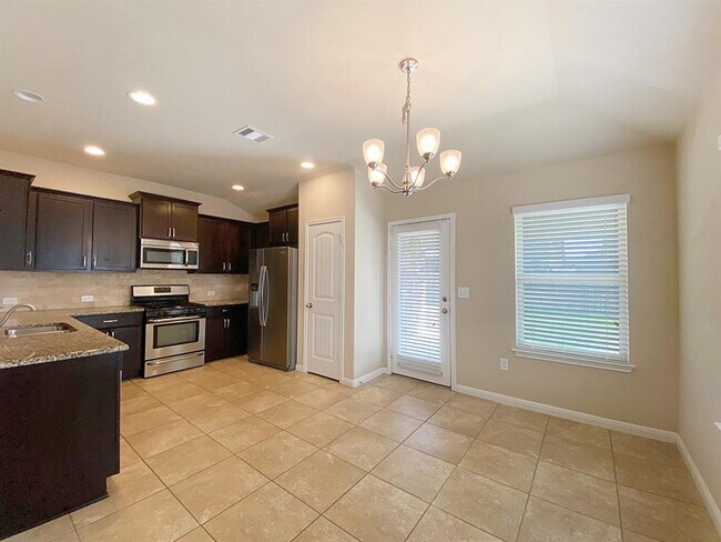 Building Photo - 528 Longhorn Cavern Rd