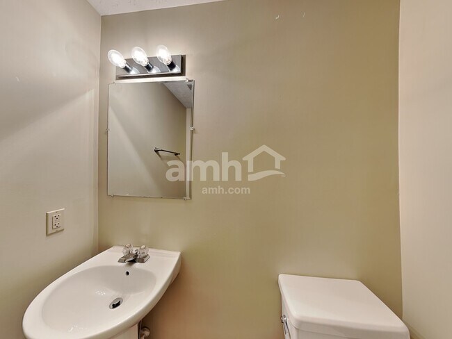 Building Photo - 7523 Canal Highlands Blvd