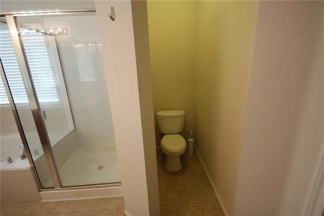 Building Photo - 9605 Zaharias Dr