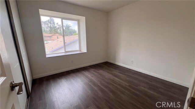 Building Photo - 1206 S Cypress Ave