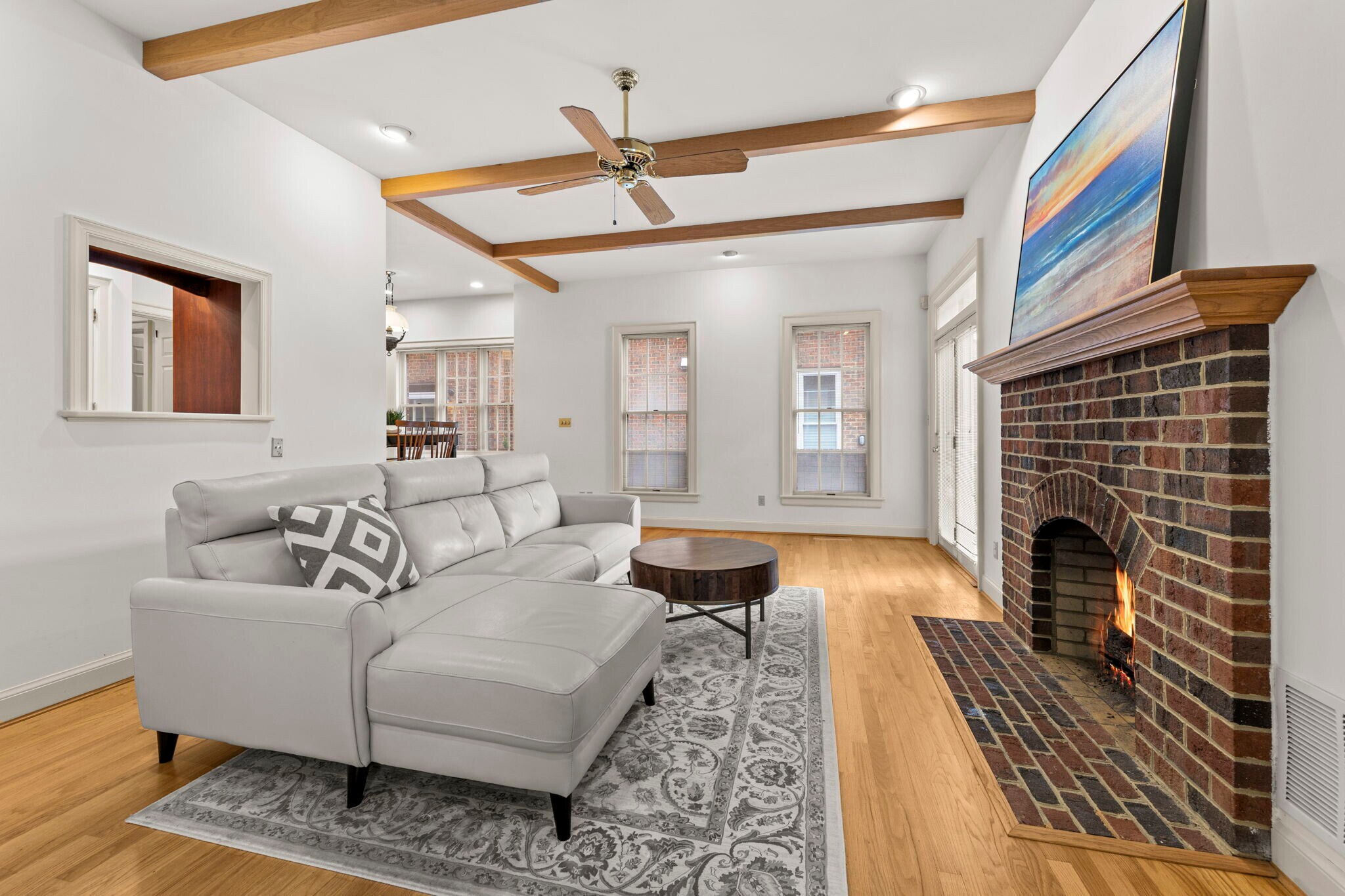 Building Photo - 325 Raleigh Ave