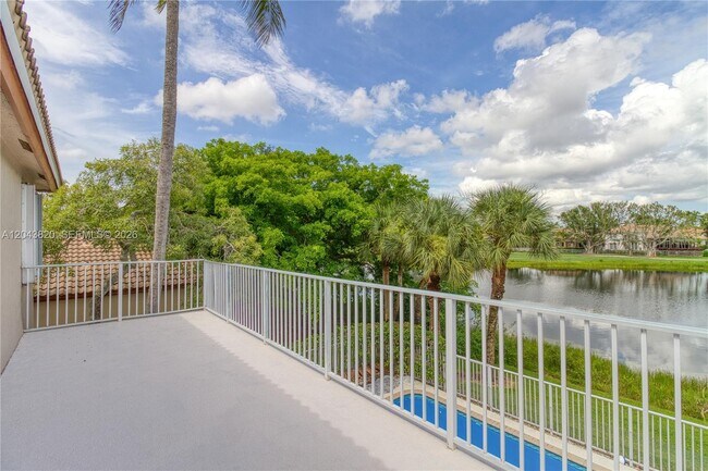 Building Photo - 1473 SW 158th Ave