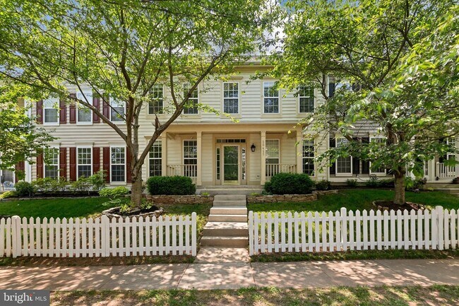 Primary Photo - 20417 Bowfonds St