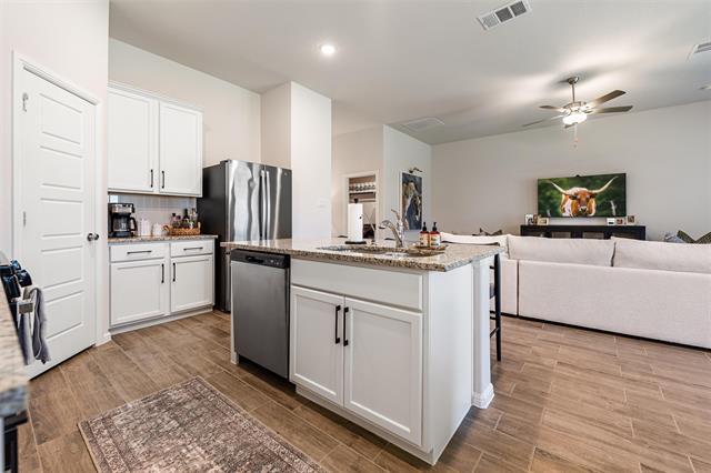 Building Photo - 137 Greenback Trl