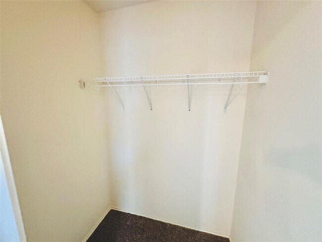 Building Photo - 2205 Boyds Way