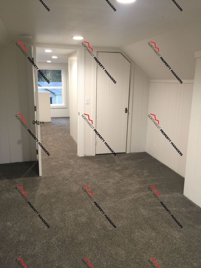 Building Photo - STATUS: * AVAILABLE * | R210A | $2095 + $2...