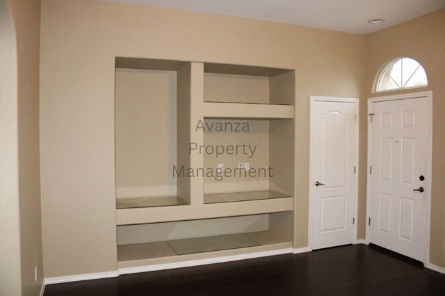 Building Photo - Home for Rent