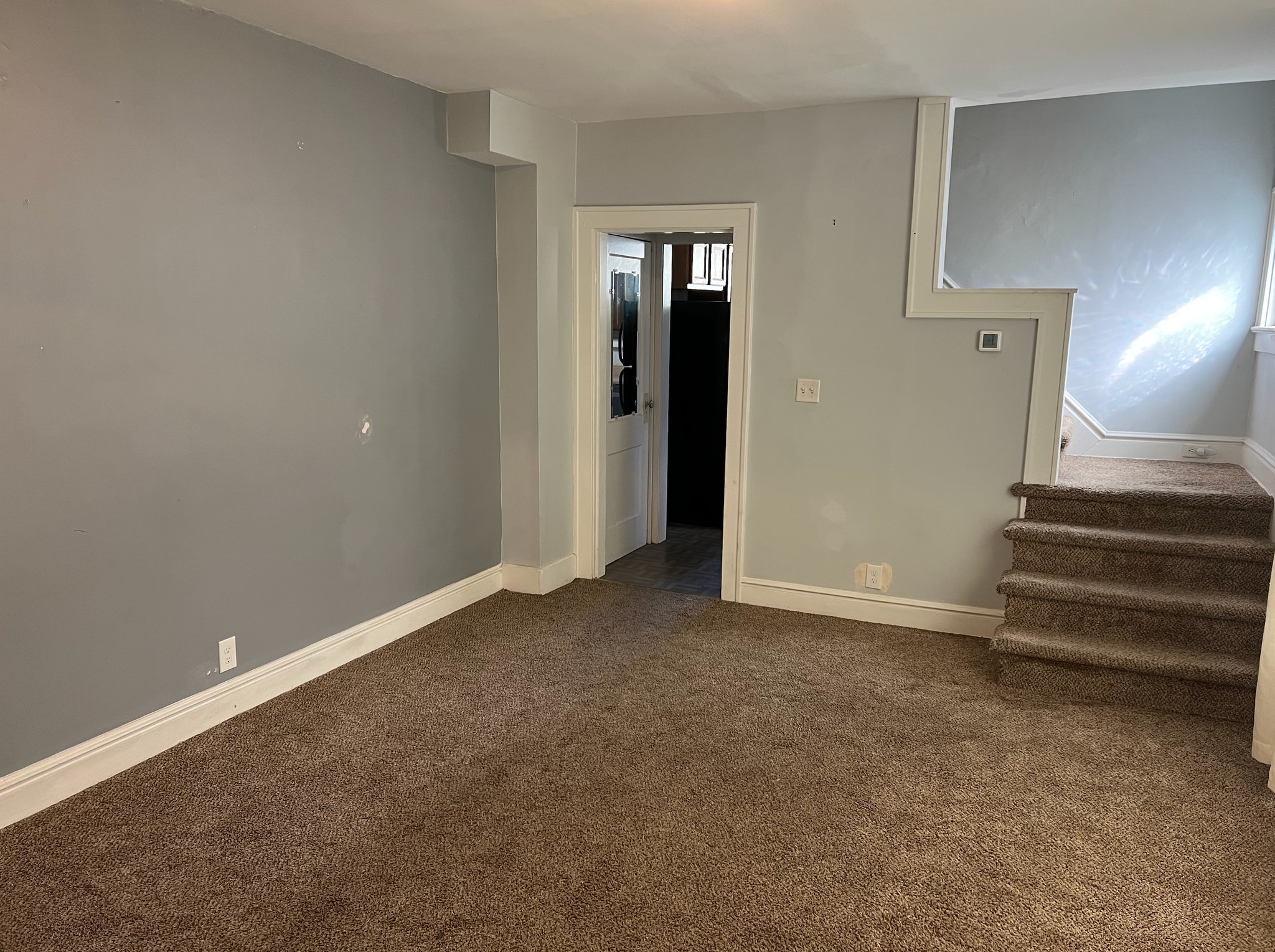 Building Photo - 212 E Hudson St