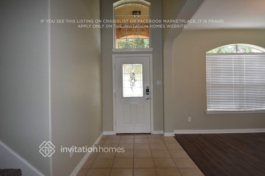 Building Photo - 636 Shire Way