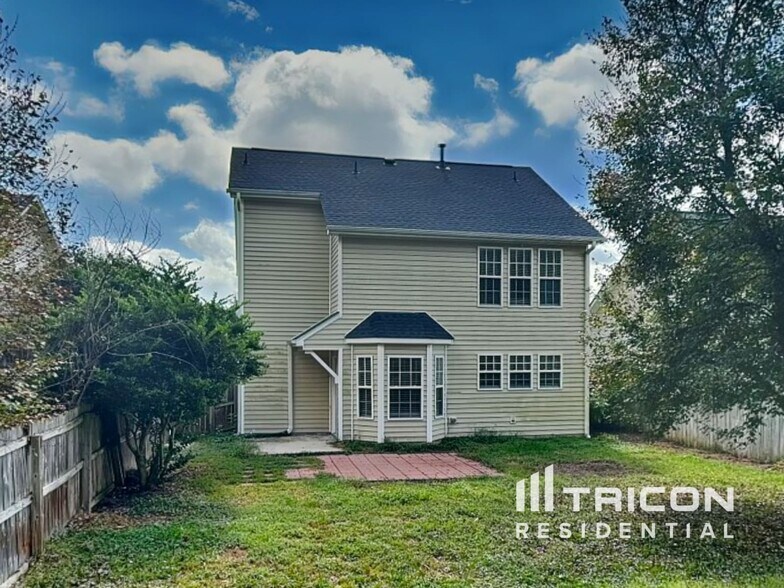 Building Photo - 3525 Sunset Hollow Ct