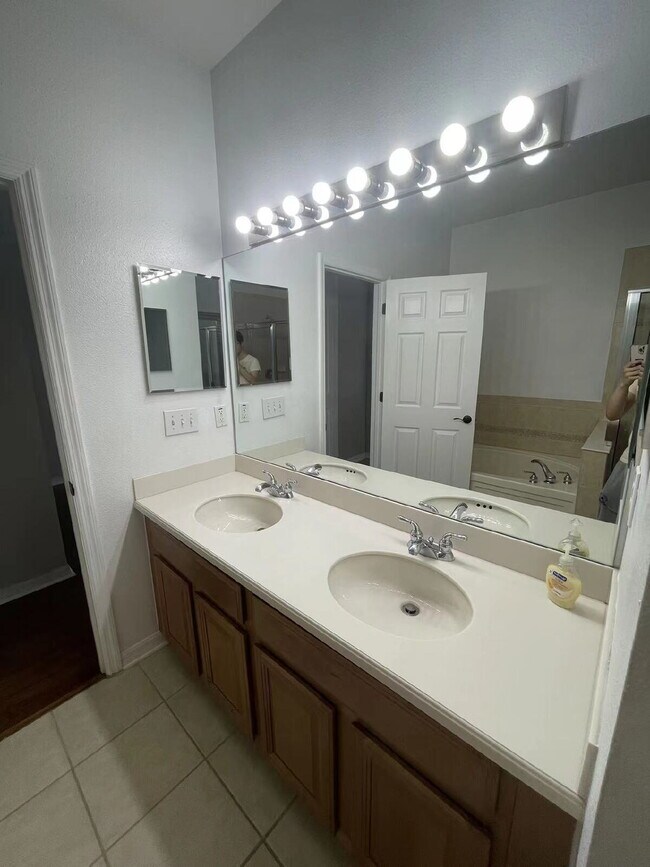 Building Photo - 5951 Desert Peace Ave