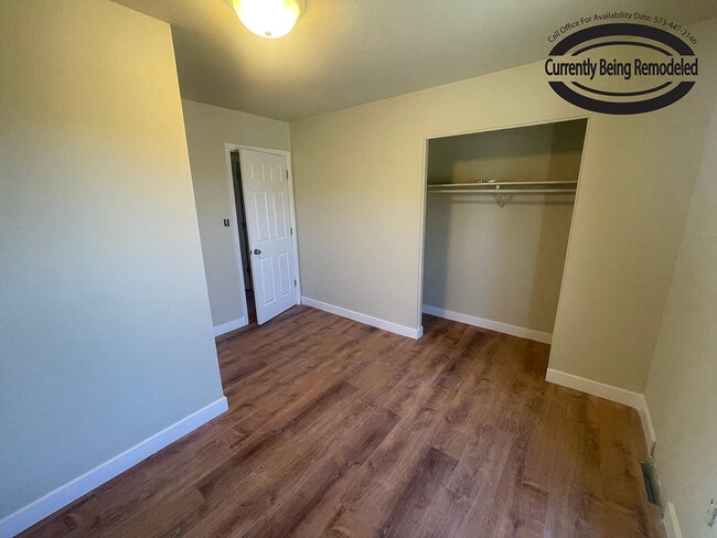 Building Photo - 319 West Blvd N