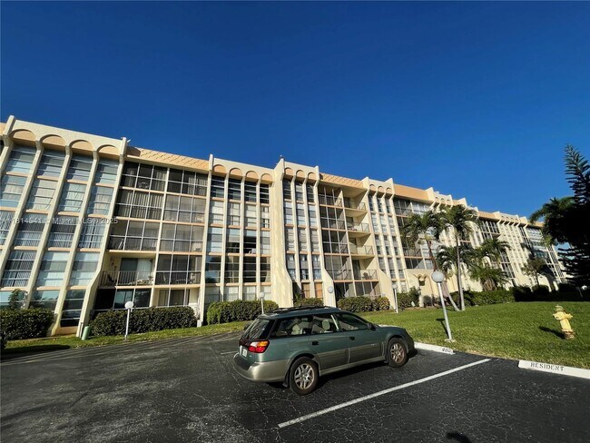 Building Photo - 701 Three Islands Boulevard