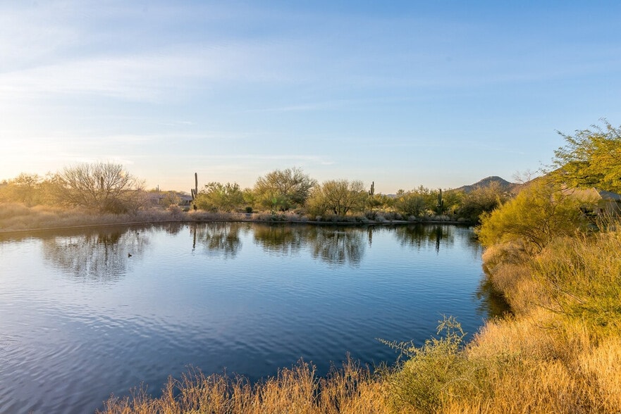 Building Photo - 7155 E Night Glow Cir