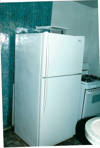 Building Photo - 2800 Roosevelt Ave