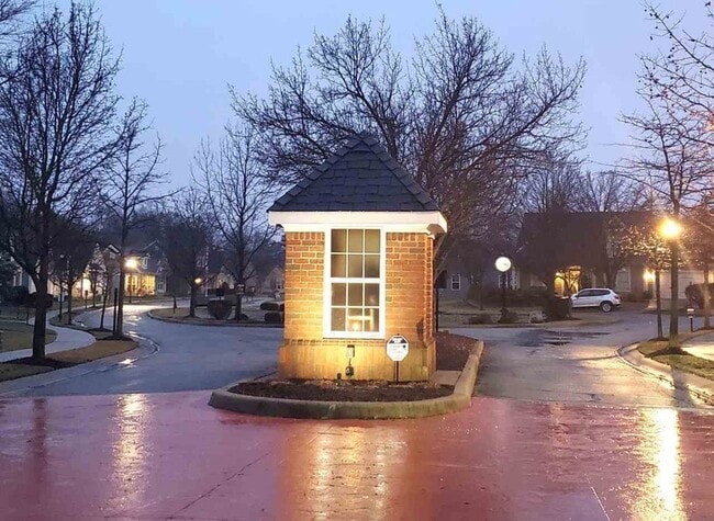 Building Photo - 642 S 23rd St