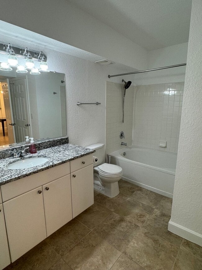 Building Photo - COMING AVAILABLE IN JULY! The Grande Downt...