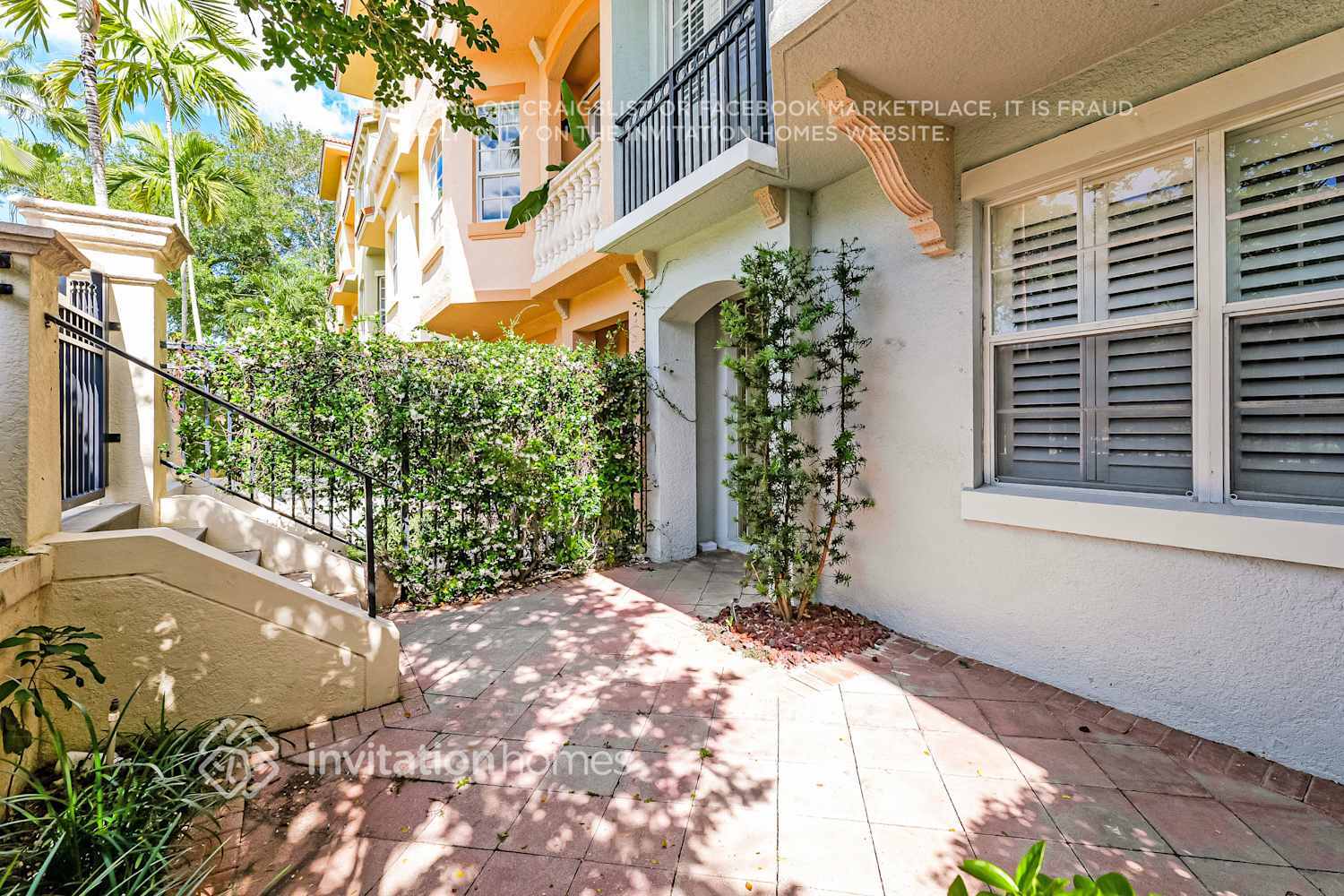 Building Photo - 2564 Gardens Pkwy