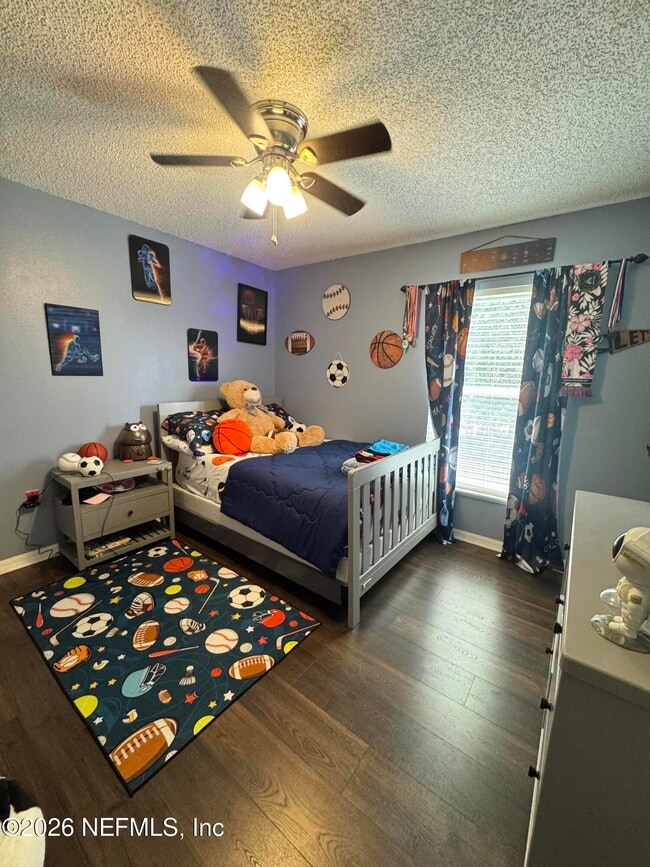 Building Photo - 12341 Glenn Hollow Dr