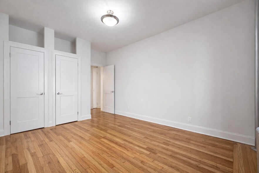 Building Photo - 615 Fort Washington Ave