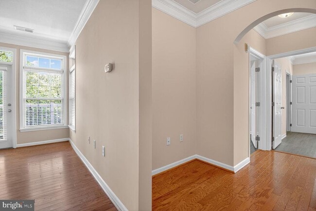 Building Photo - 503 Sunset View Terrace SE