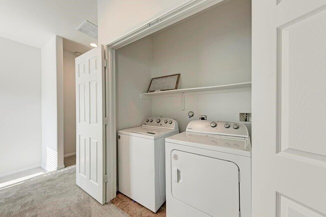 Building Photo - 1906 W 42nd St