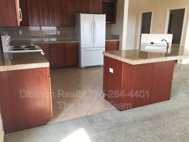 Building Photo - 3200 Cityview Terrace