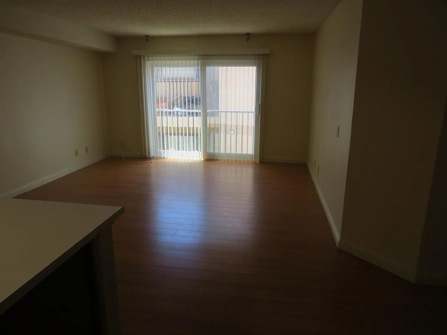 Building Photo - 10611 Moorpark St