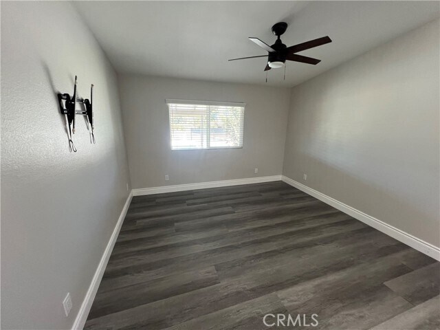 Building Photo - 13375 Larch St